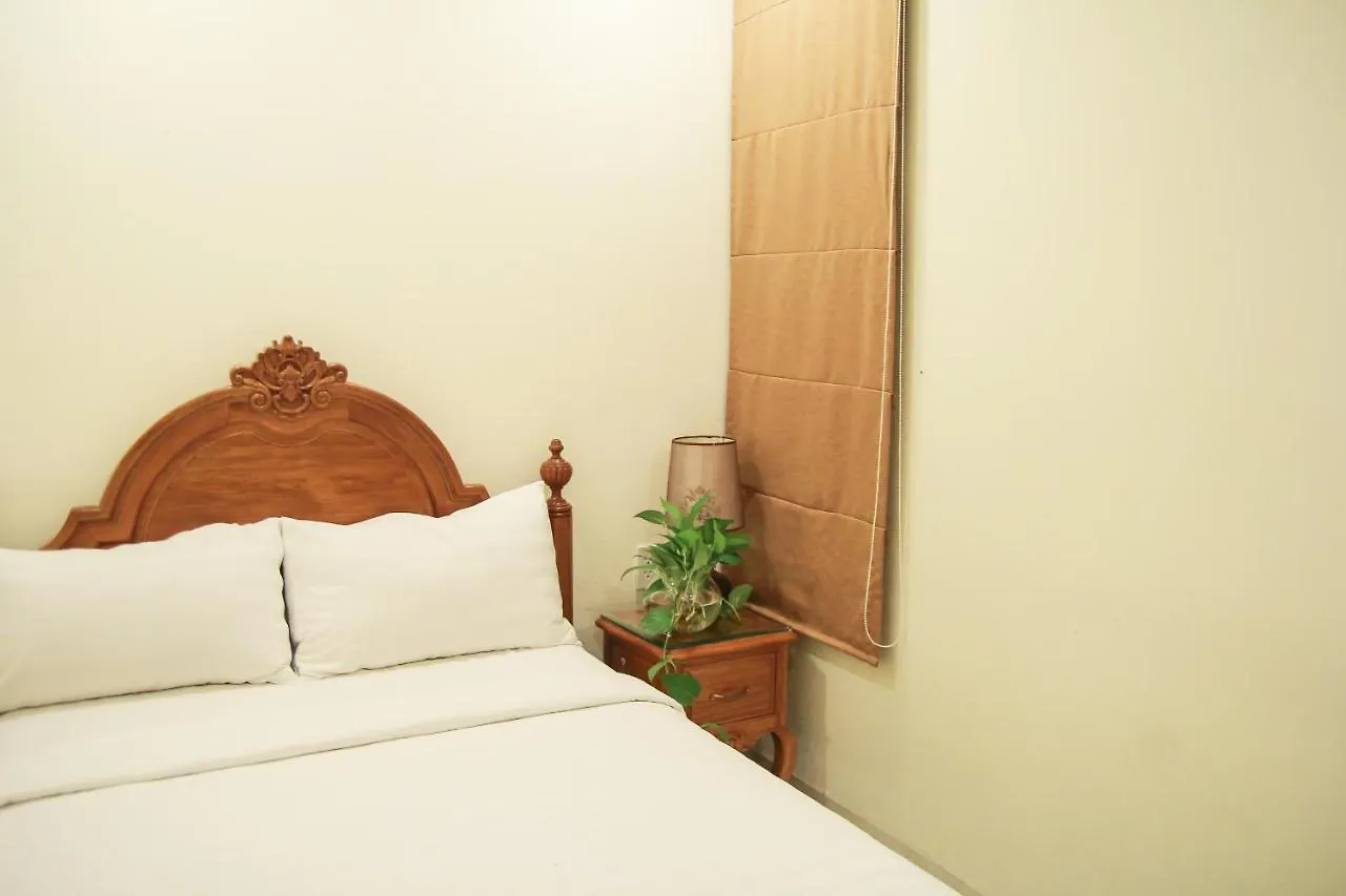 Erato Boutique Hotel Ho Chi Minh City 2*,